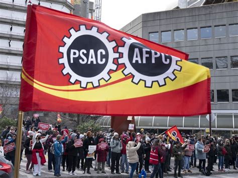 In The News for April 24 : Federal public-service worker strike enters sixth day